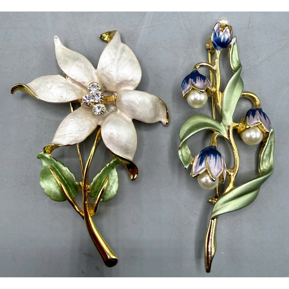 Set of 2 Floral Enamel Brooches Gold Tone Faux Pearl Rhinestone Flower Pins